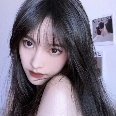 猎头黄仁勋的2025：高管从巨头挖，干活钟爱华人创业团队